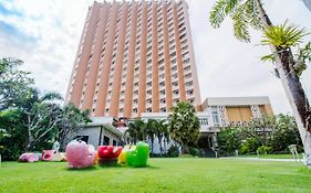 Golden Beach Cha-Am Hotel